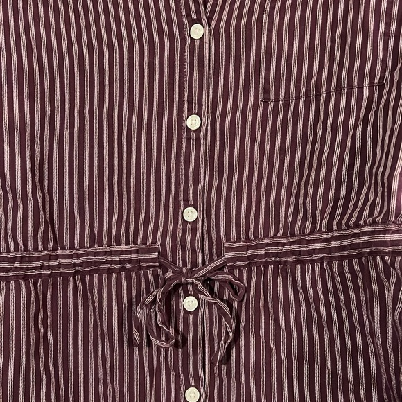 Merona wine/white stripe blouse. Drawstring waist. Convertible sleeve - Picture 3 of 10